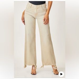 NWT Risen Wide Leg tan jeans size 9